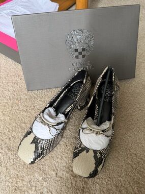 Vince Camuto Women's Snake-Print Ivory Charley Racer Pump Heels